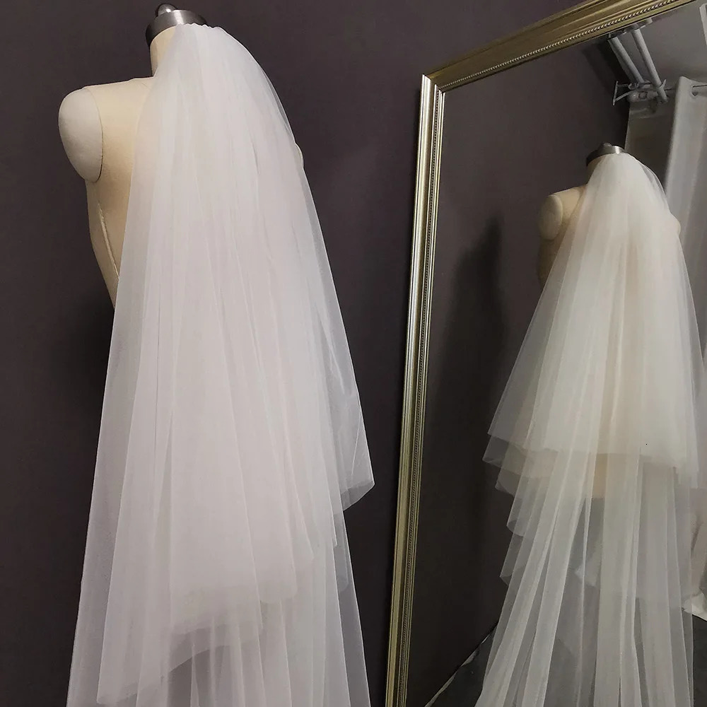 Customized Pos 2 T Long Lace Wedding Veil 4 Meters White Ivory Bridal Veil with Comb Blusher Bride Headpiece Accessories 250414