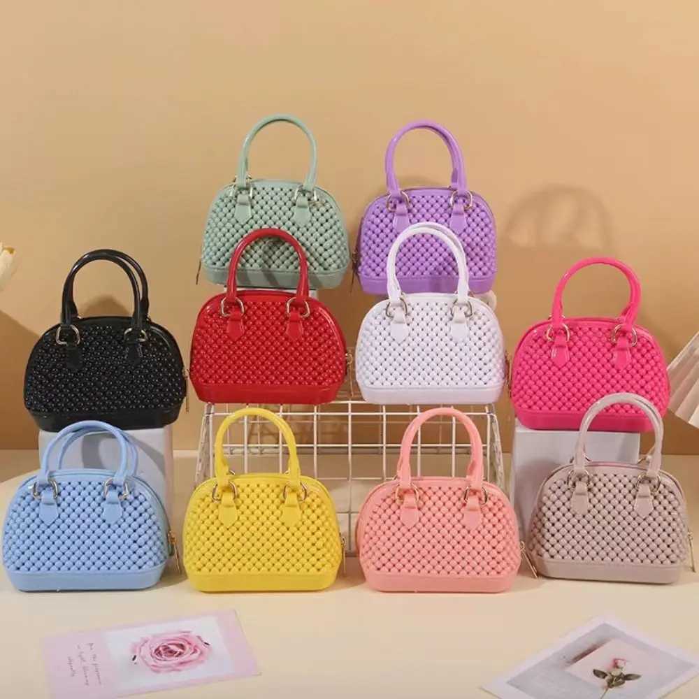 Trendy PVC Pearl Shell Bag Hand-held One Shoulder Crossbody Bag Chain Breathable Jelly Bag BeachW251115