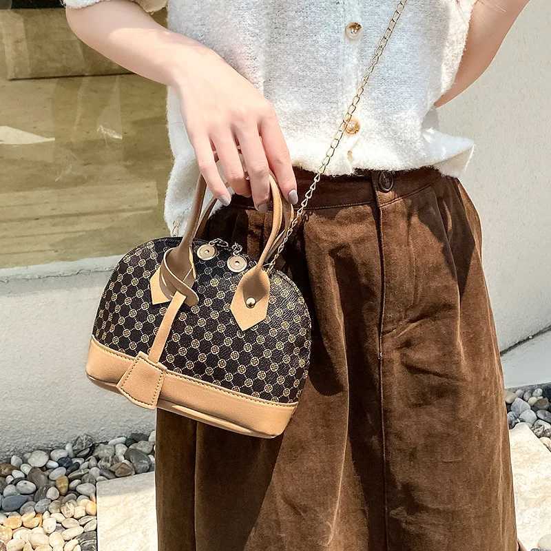 Womens shoulder bag fashion polka dot print handbag personality collision color shoulder bag shell crossbody bagW251115