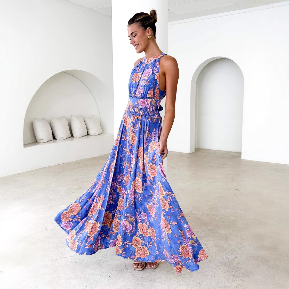 G421Chic Halter Neck Boho Floral Dress High-Rise, Backless Summer Beachwear