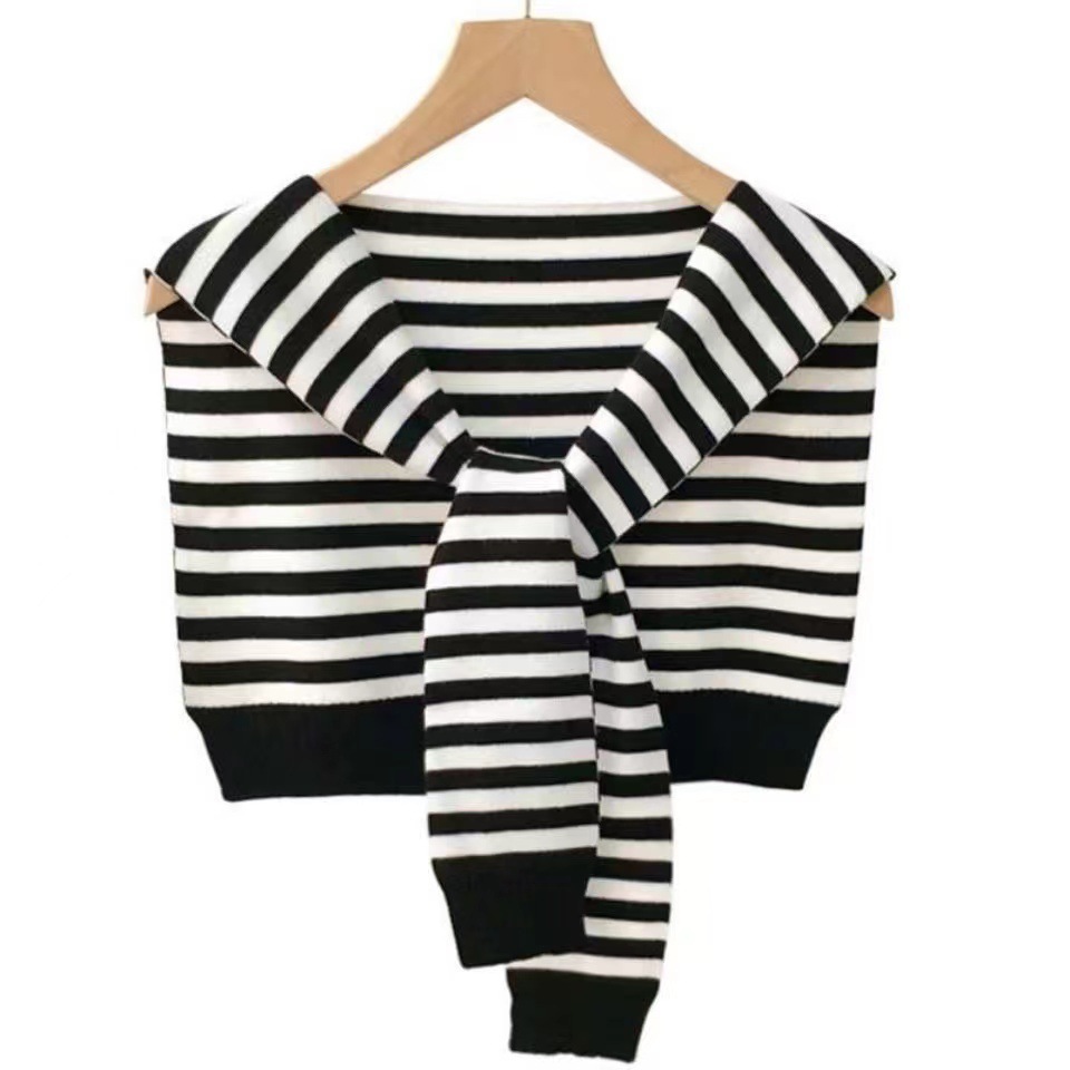 K393 High-grade lady-style knitted small shawl for women, new summer product, fishtail pattern outer shawl, air-conditioning neck protection small sca