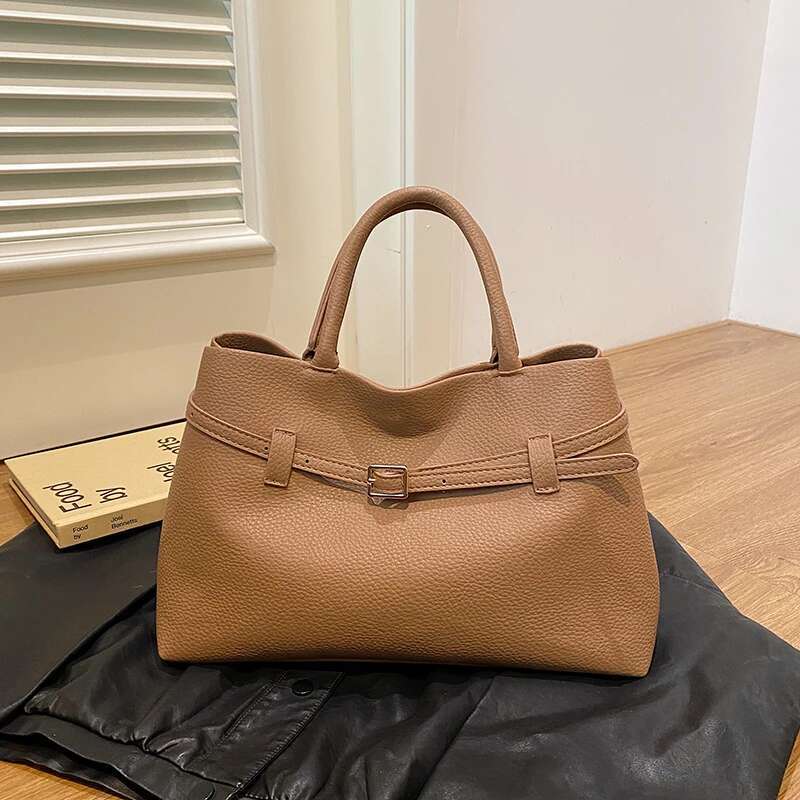 2024 Casual Fashion Temperament Western Style Handbag Retro Simple Autumn And Winter Shoulder Crossbody Women's Bag