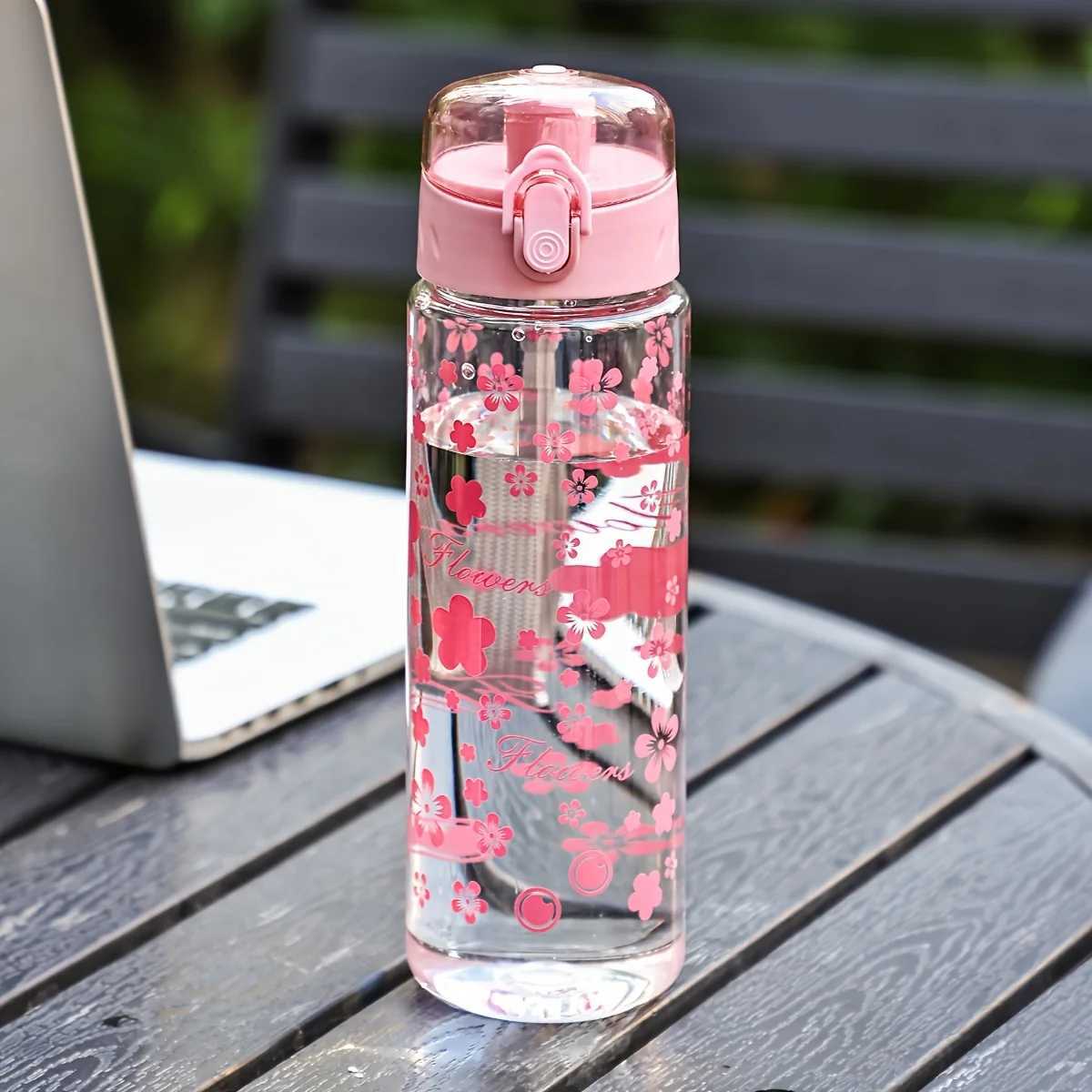 Lightweight Plastic Water Bottle with Daisy Design and Leak Proof Lid - Suitable for Office Home Gym Travel - Reusable CupW251114