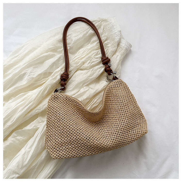 Handmade Beach Bag Single Shoulder Large Capacity Straw Woven Leisure Beach Bag, Vacation Ins, Contrasting Color Bucket, Handheld Commuting Women'