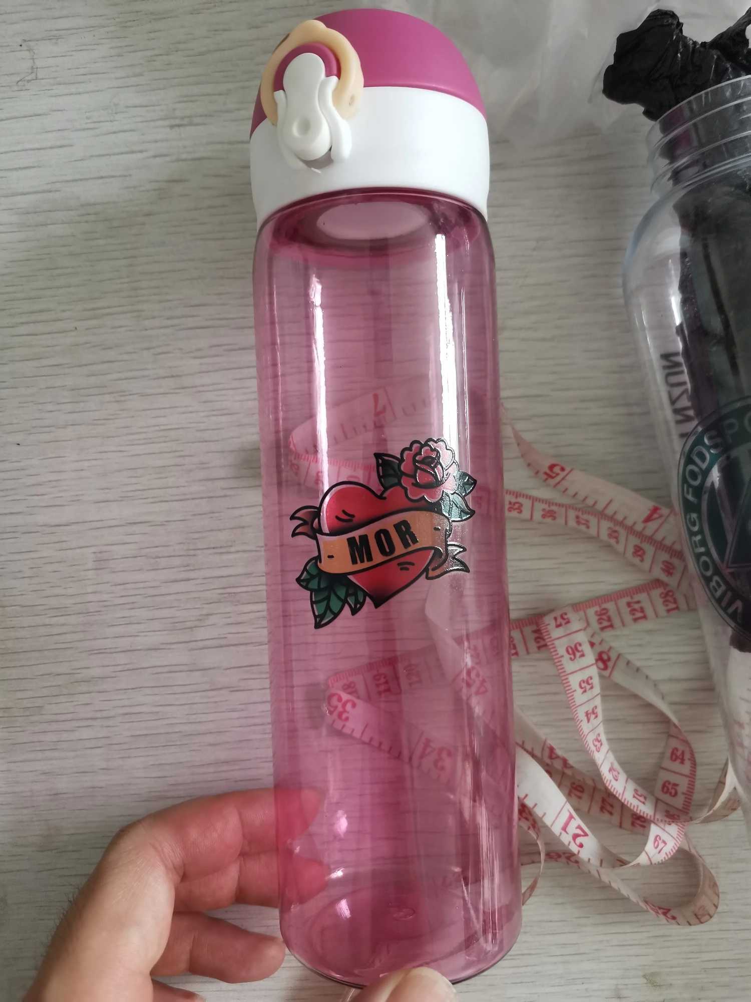 Personalized Water Bottles Portable Outdoor Sports Safety Plastic Drinking Milk Cup 520ML Birth Gifts Customized Leak-proofW251114