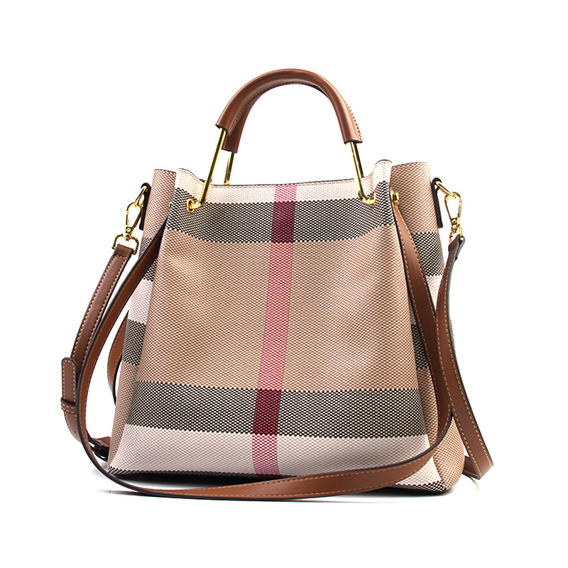Free Shipping 2025 New Style Bucket For Women Stylish Fashionable Large Capacity High Hot Handbag Versatile Shoulder And Cross Body Designer Bag Luxur