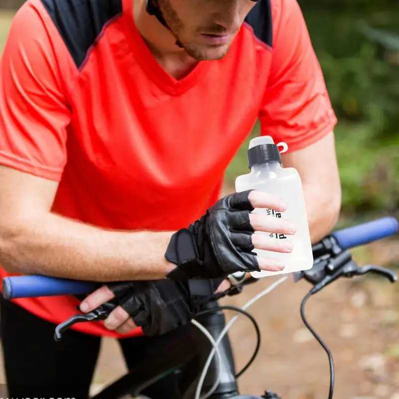 Squeeze Water Bottle Portable Clear Flat Water Bottles For Men 200ml Squeeze Bottles Outdoor Gear For Yoga Running BasketballW251114