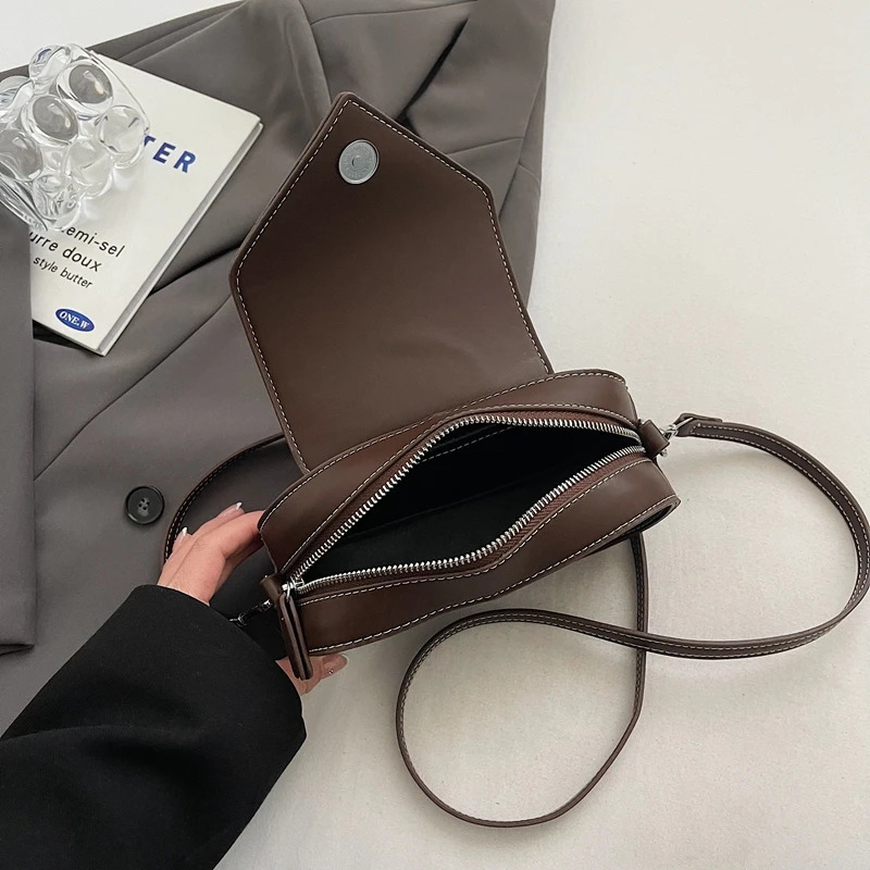 Advanced Feeling Retro Fashion Project Womens Shoulder Bag PU Solid Color Beautiful Versatile Crossbody Bag 250410