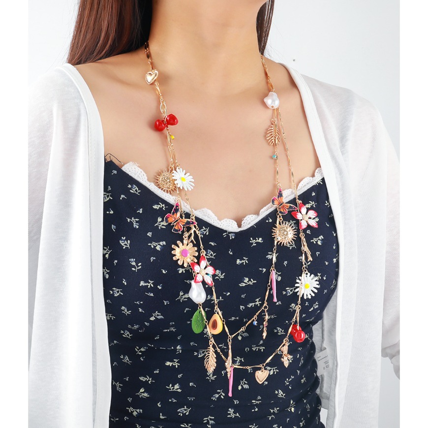 Exquisite Fish Leaf Love Flower Butterfly Cherry Pendant Autumn Sweater Chains Charm Girls Necklace Accessories
