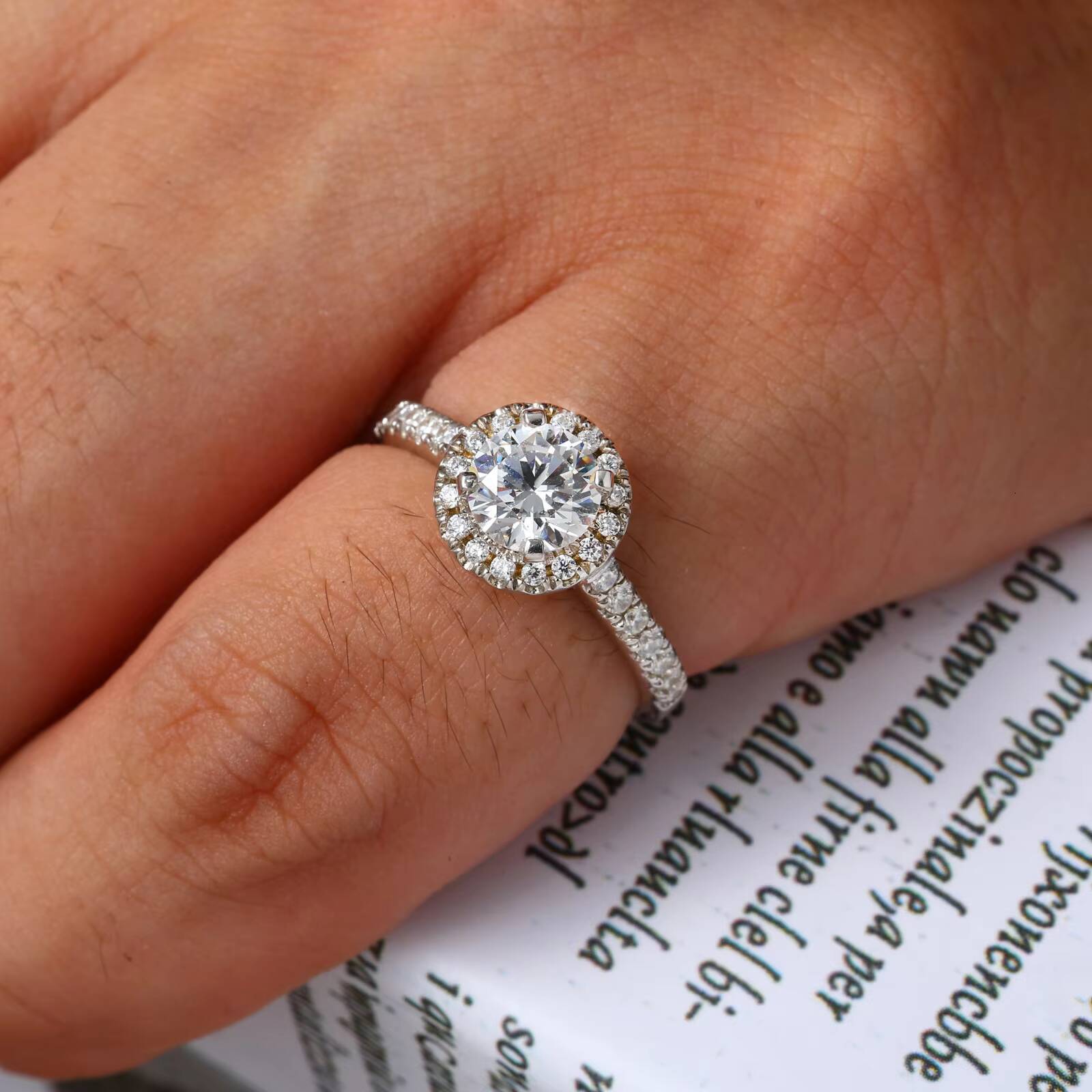 Classic Halo Engagement Diamond Ring 925 Sterling Silver D Color VVS Moissanite Sparkling Fine Jewelry Gift for Women