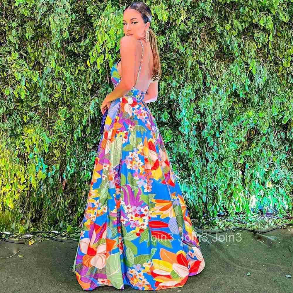 2025 Summer New Womens Dress Holiday Printed Multi Color Off Shoulder Large Swing Strap Long Style