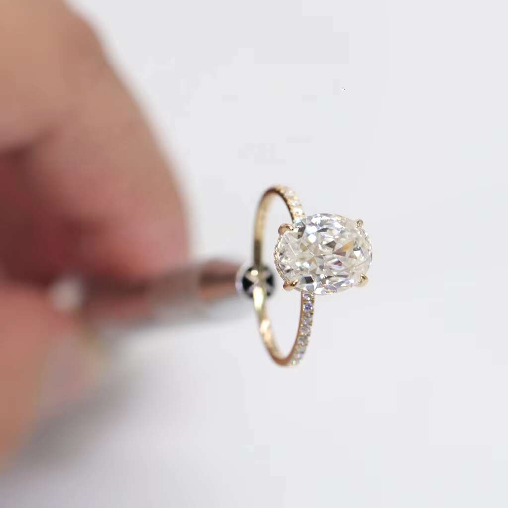 Fashion Jewelry Sterling K Gold Moissanite Diamond 5CT Center 4Prongs Monolith Oval Cutting Plated Wedding Ring for Bridegroom