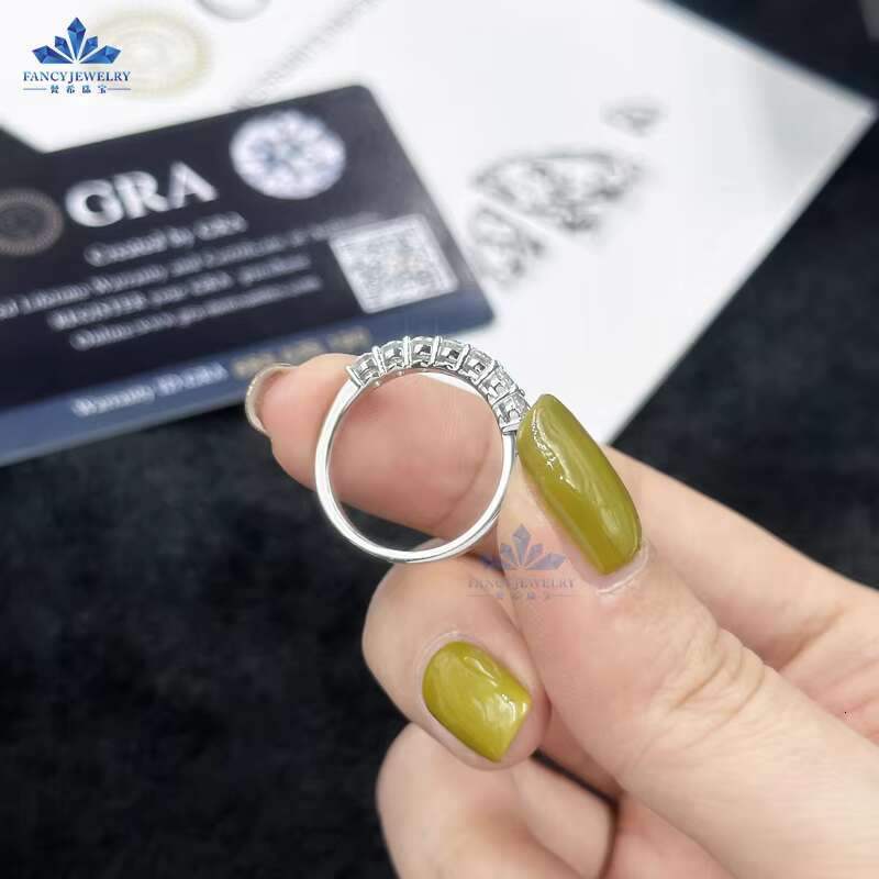 Fancy 925 Sterling Silver Wedding Rings 0.1ct D Color VVS1 Moissanite Half Eternity Wedding Band Ring for Women Men