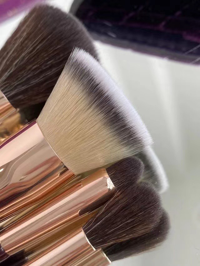 CT Complete Makeup Brushes Set Complexion Bronzer Blusher Powder Sculpt Foundation Eye Blender Smudge Sculpting Liner Lip Concealer Cosmetics z250527L
