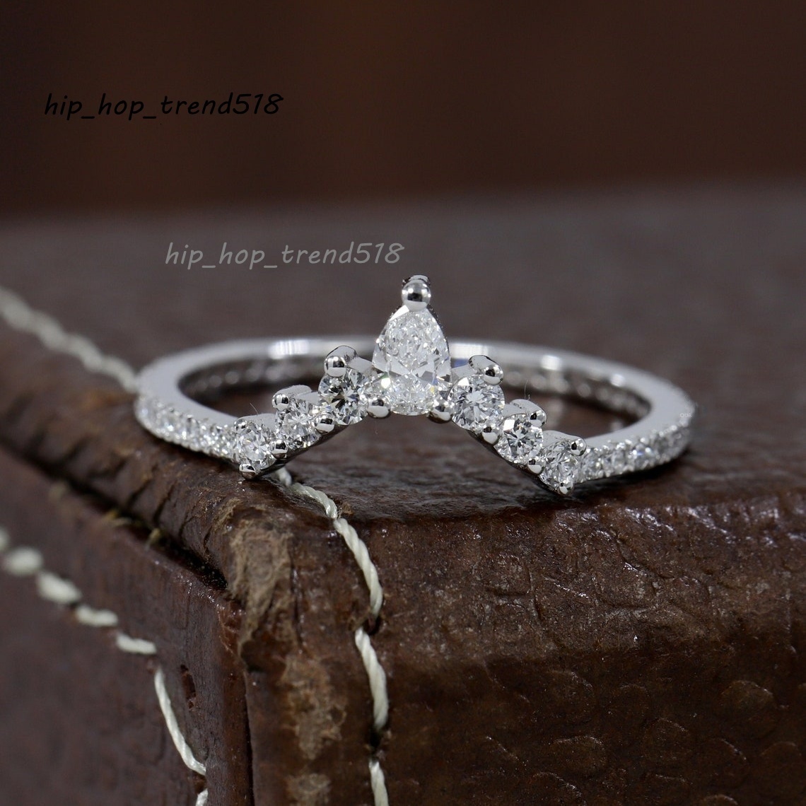 Elegant 18K White Gold Pear-Shaped Round Lab Diamond Ring for Women - Stackable Twisted Design