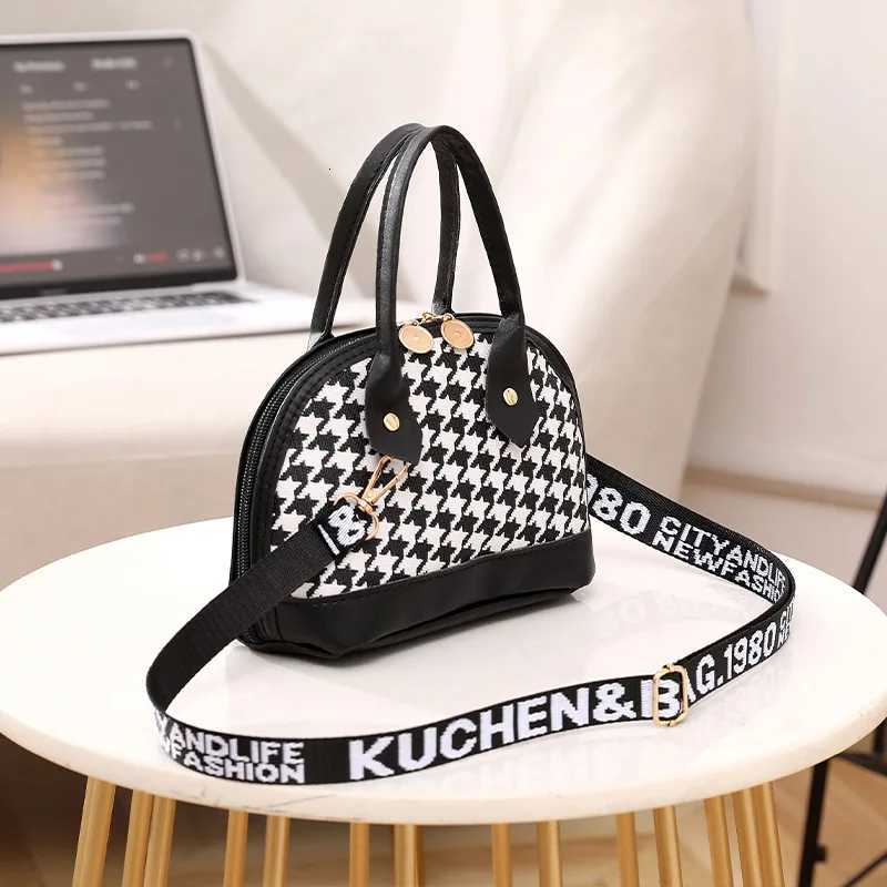 Bag Female 2024 New Single Shoulder Crossbody Shell Bag Thousand Bird Grid Fashion Simple Mini Womens BagW251115