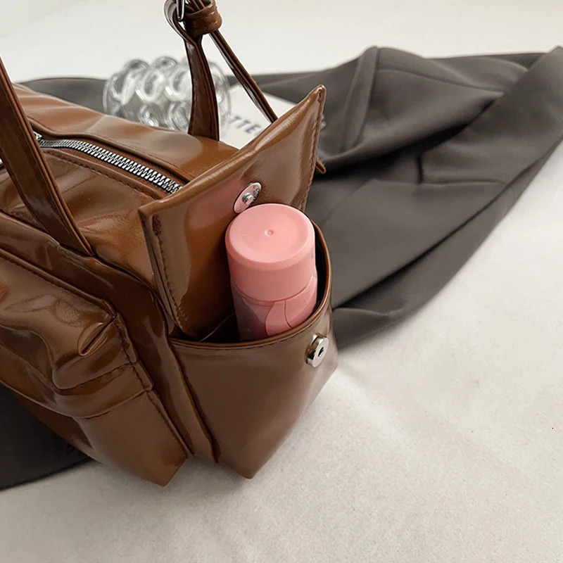 Korean style multi pocket shoulder bag underarm bowling bag niche womens pillow side pocket brown/pink/wine red handbag 250410