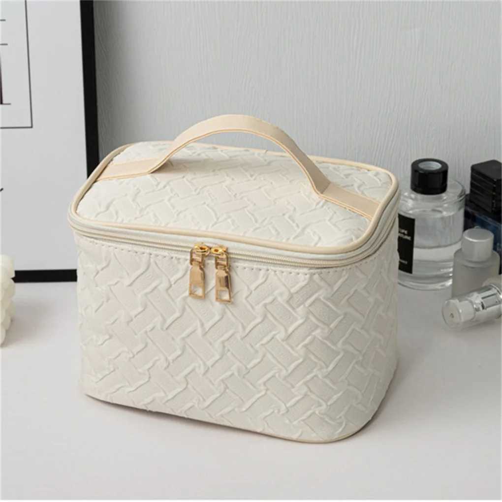 White high-quality large capacity portable travel makeup bag multifunctional makeup organizer dye resistant handheld square bagXJ250415