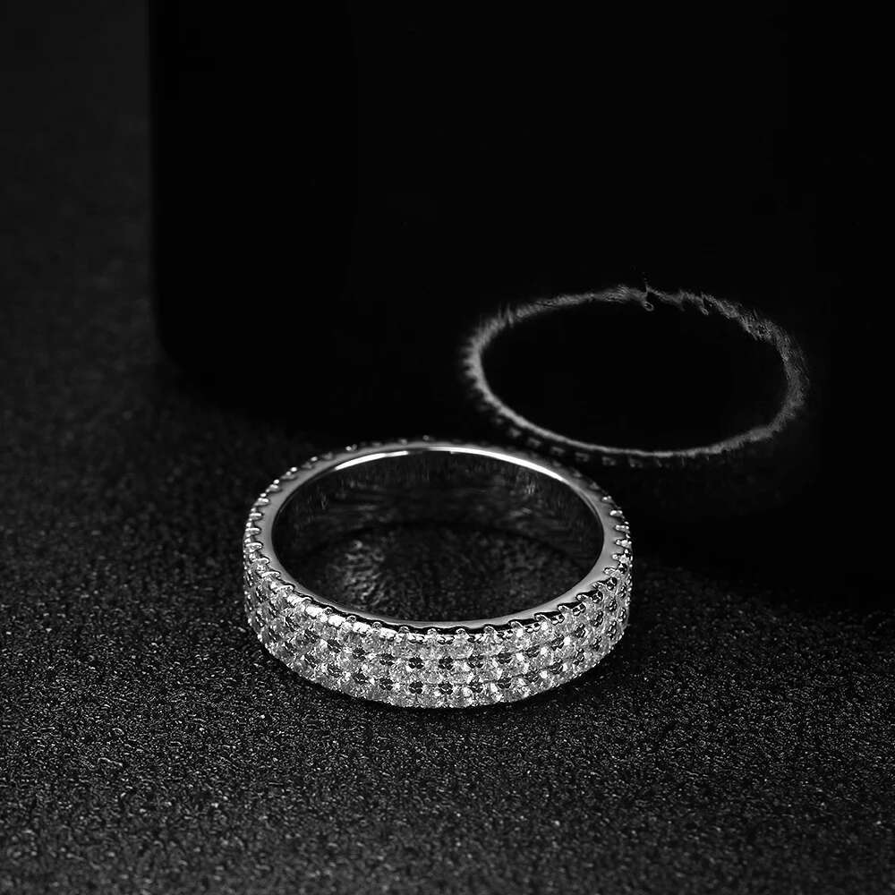 KNOBSPIN Full Moissanite Ring Sterg Sliver Plated Eternity Band Hip Hop Rings For Woman Man Party Sparkg Jewely