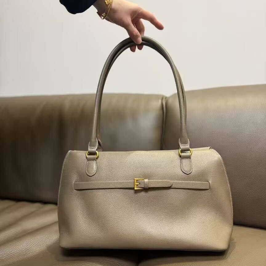 Mm Women's Bags New High End Single Shoulder Underarm Commuter Versatile Leather Women's Large Capacity Tote Bag