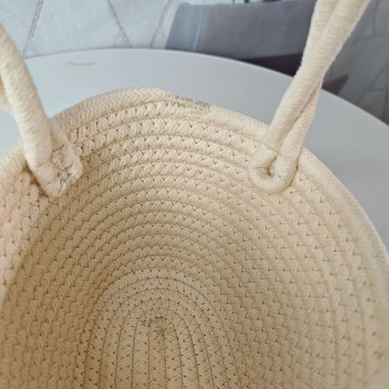 Handbag, cotton thread, casual woven beach vacation straw bag, fashionable and casual, solid color, trendy outfit
