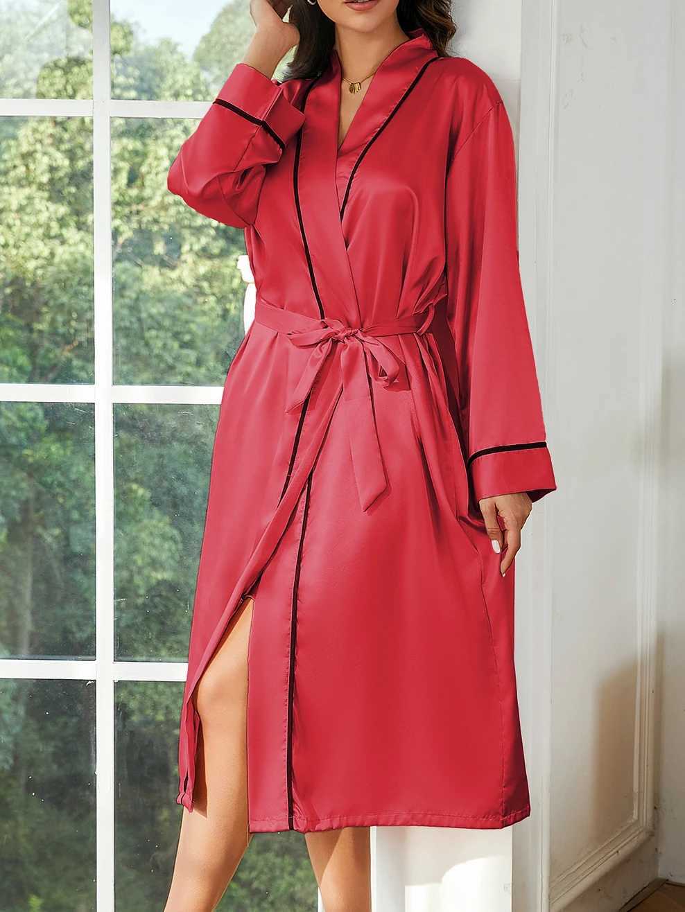 Womens Solid-Tone Minimst Robe Relaxed Fit Evening Ritual Plush Comfort Loungewear C251115