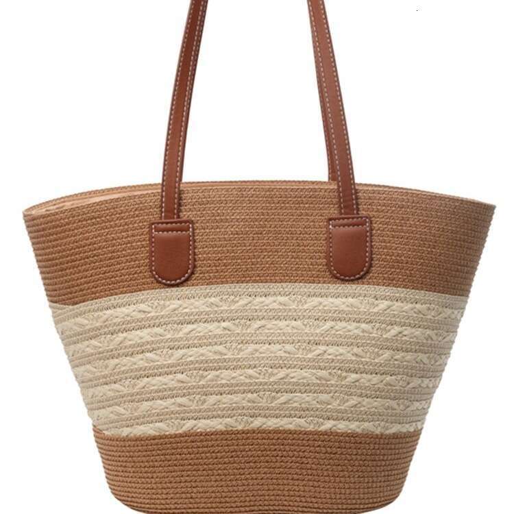 Handmade Beach Bag Fashionable Striped Grass For Summer 2023, New High-Capacity Artistic Style Woven Single Shoulder Portable Women's Bag Kq2