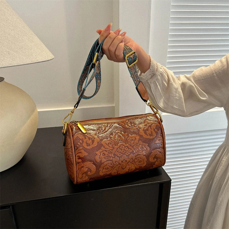 Womens PU leather shoulder bag wide shoulder strap womens cross body bag retro pillow handbag womens messenger bag 250410