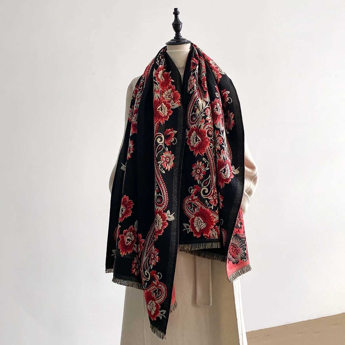 Luxury Thickened Luxury Imitation Cashmere Scarf for Women Ultra Soft Winter Jacquard Wrap Shawl with Elegant flower Patterns Y251115