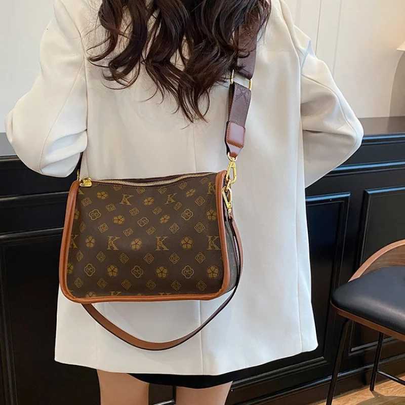 Versatile Womens Crossbody Bag Convertible Shoulder Handbag Luxury Brand Leather Tote PurseW251115