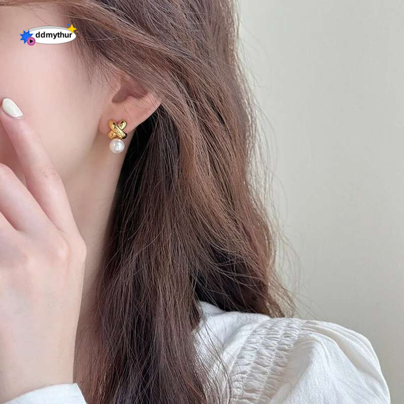 Cute Imitation Pearl Metal Post Earrings For Women Fashion Jewelry Career Accessories Trendy New Elegant Style Fancy Gifts C1424 ddmythur