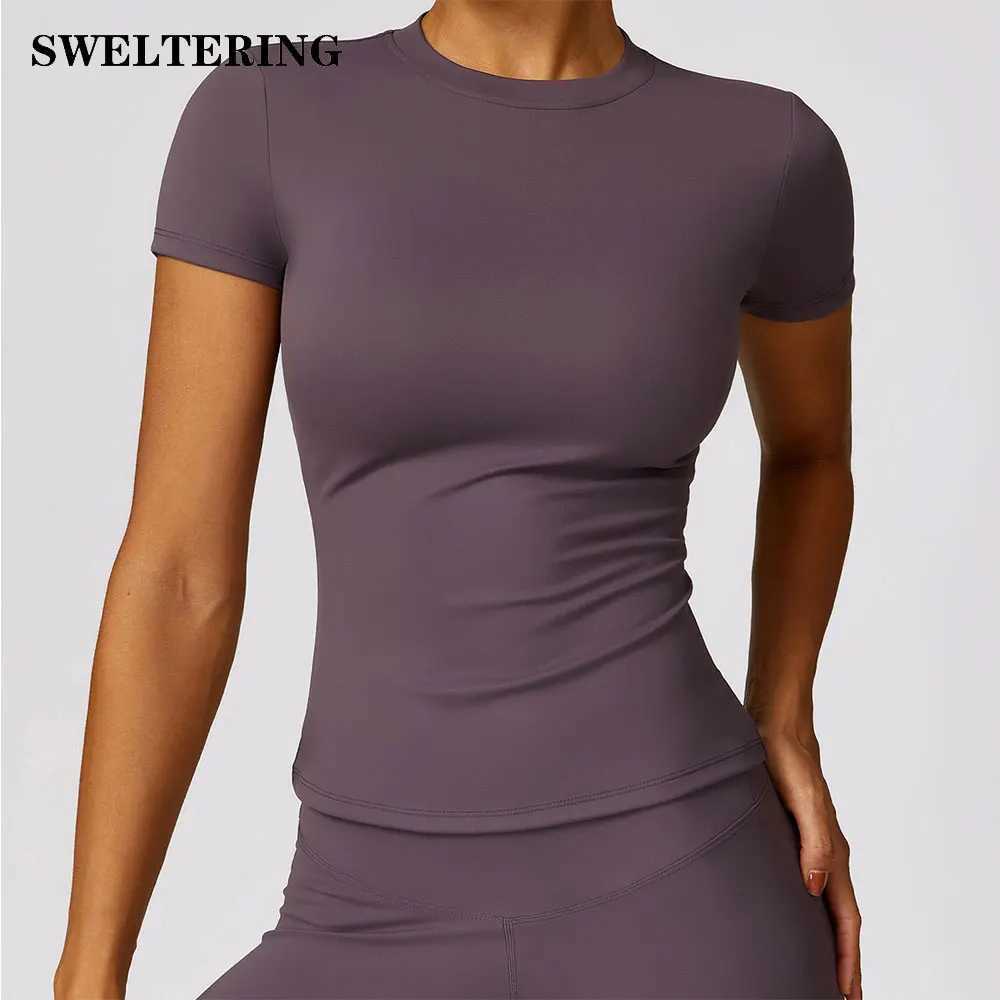 Sexy womens yoga top seamless sports T-shirt fitness clothing short sleeved yoga shirt running activity clothing sports top Z250415