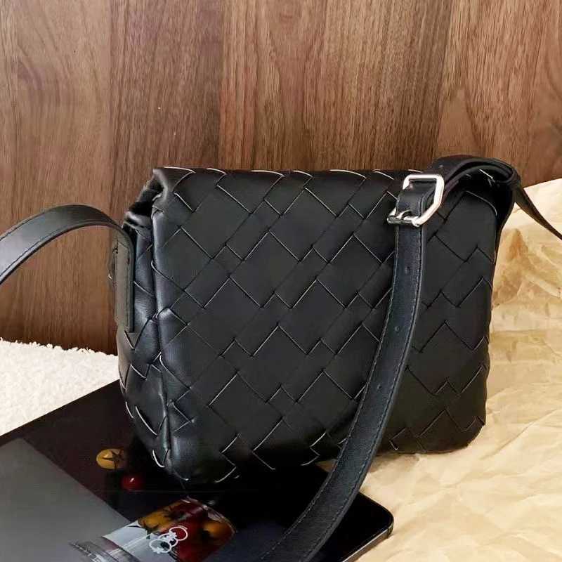Korean Casual Box Message Bags For Women Luxury Designer Handbag And Purses 2025 New In PU Cross Weaving Small Underarm ShoulderW251115