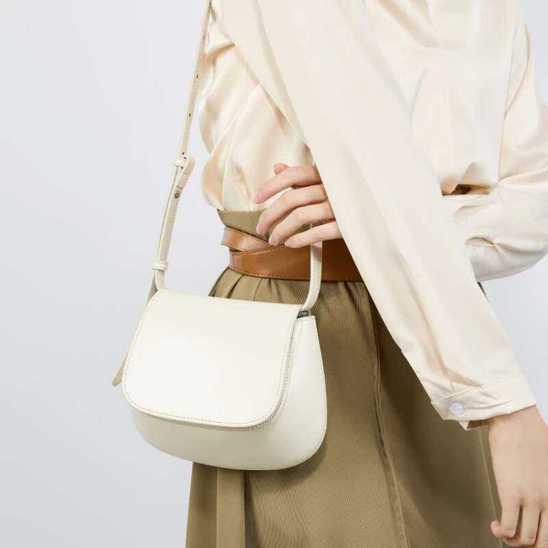 Classic Genuine Leather Saddle Small Shoulder Bags For Women Designer Crossbody Purses Cow Ladies Handbags
