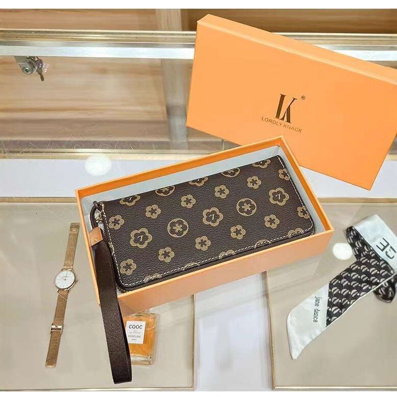 Women's 2025 New Long Style Female Handbag Fashion Zipper Large Capacity PU Wallet Card Bag