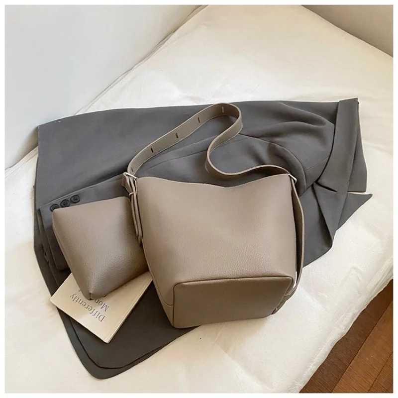 Popular Classic High-End Leather Womens Crossbody Bag Luxury Brand Fashionable Elegant Exceptional Craft Daily BagW251115