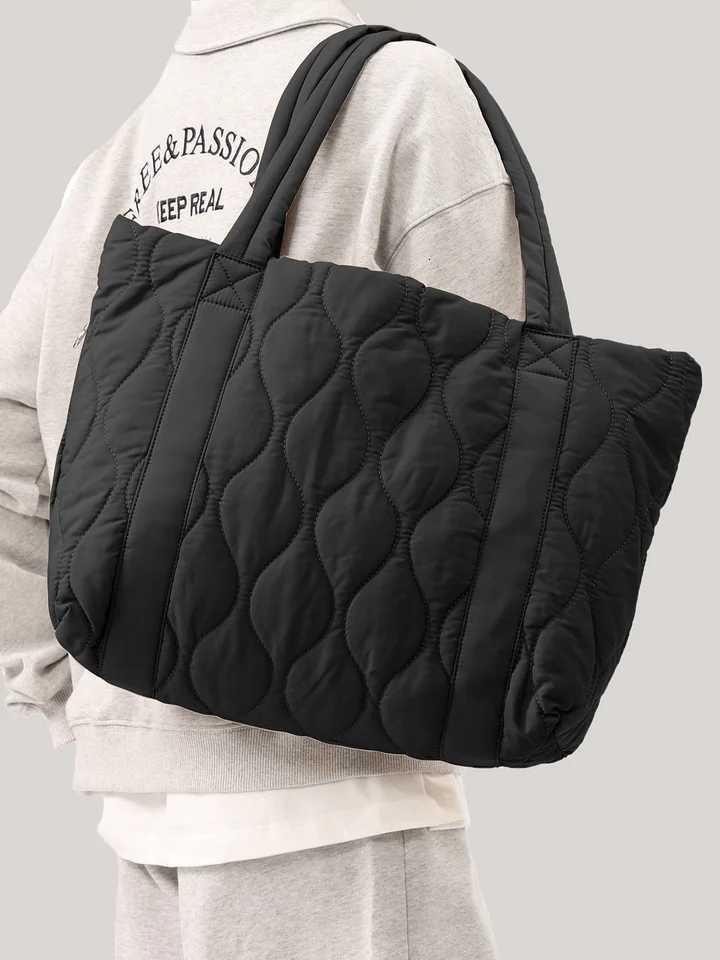 Womens Tote Bag Shoulder Bag Sewing Thread Large Capacity Fashion Advanced Sense Handbag Practical Females Commuter laptop BagW251115