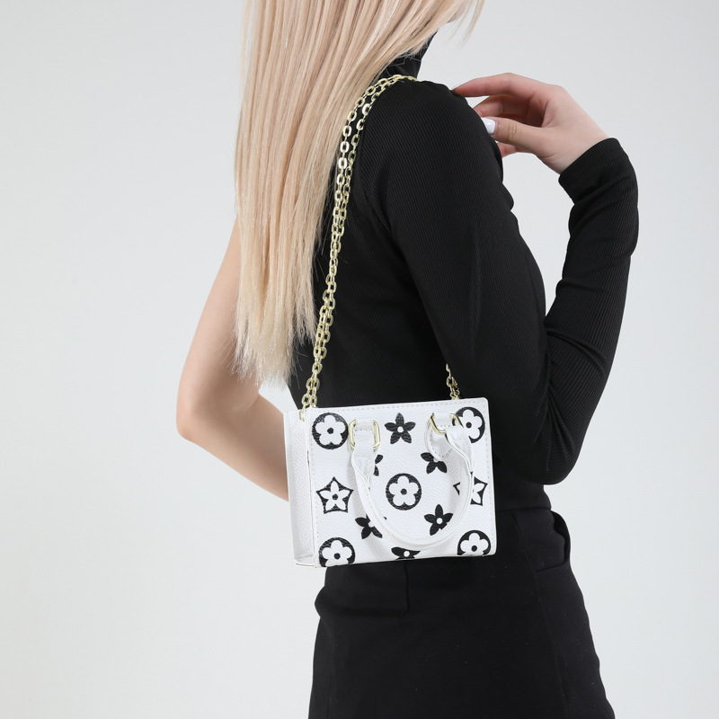 Free shipping 2025 Season New Fashion Print Square Bag Women High Quality Unique Casual Minimalist Crossbody Bag brown black hot