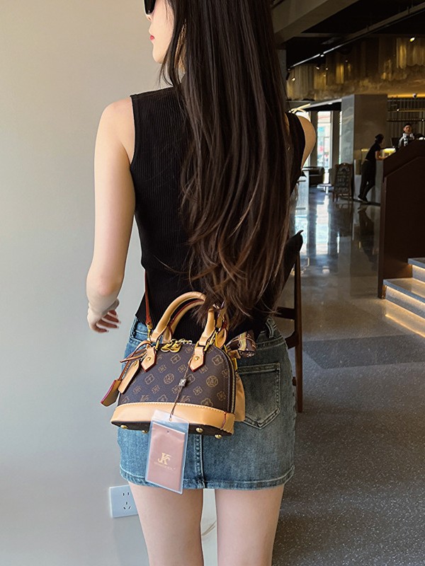 Versatile Chest Bag: Minimalist Fashion Waist Pack for Sports, Outdoors, and Everyday Use Z260124