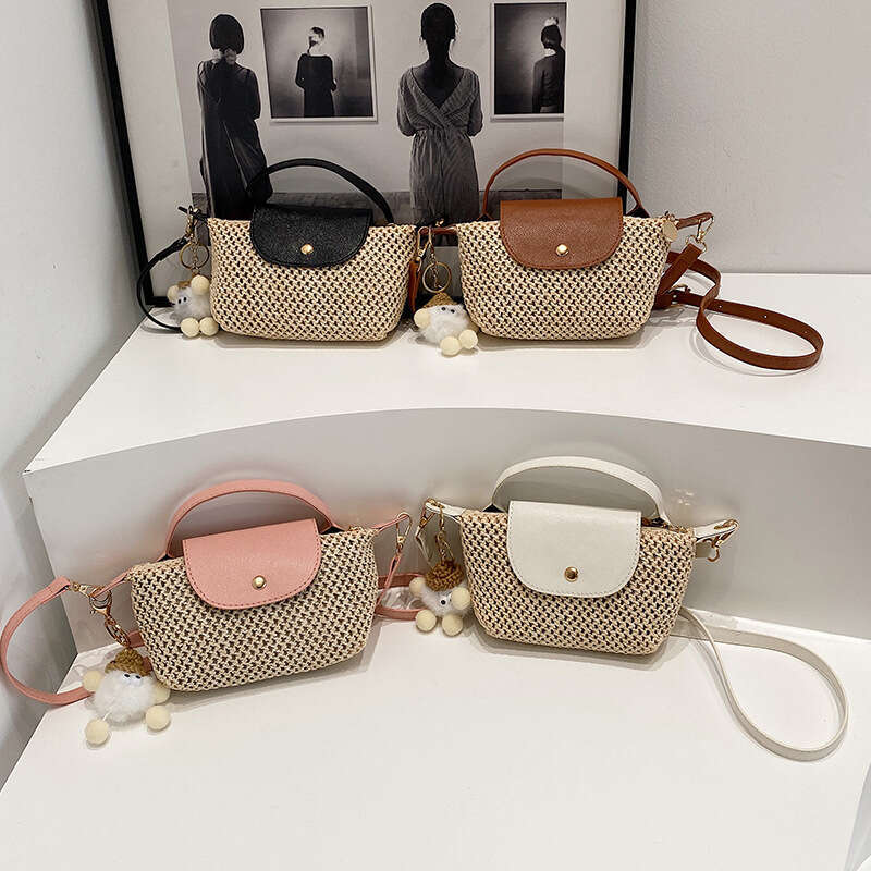Handmade Beach Bag Summer Cover Splicing Handheld Mini Grass Woven Vacation Hairy Ball Beach Dumpling Bag Kq2