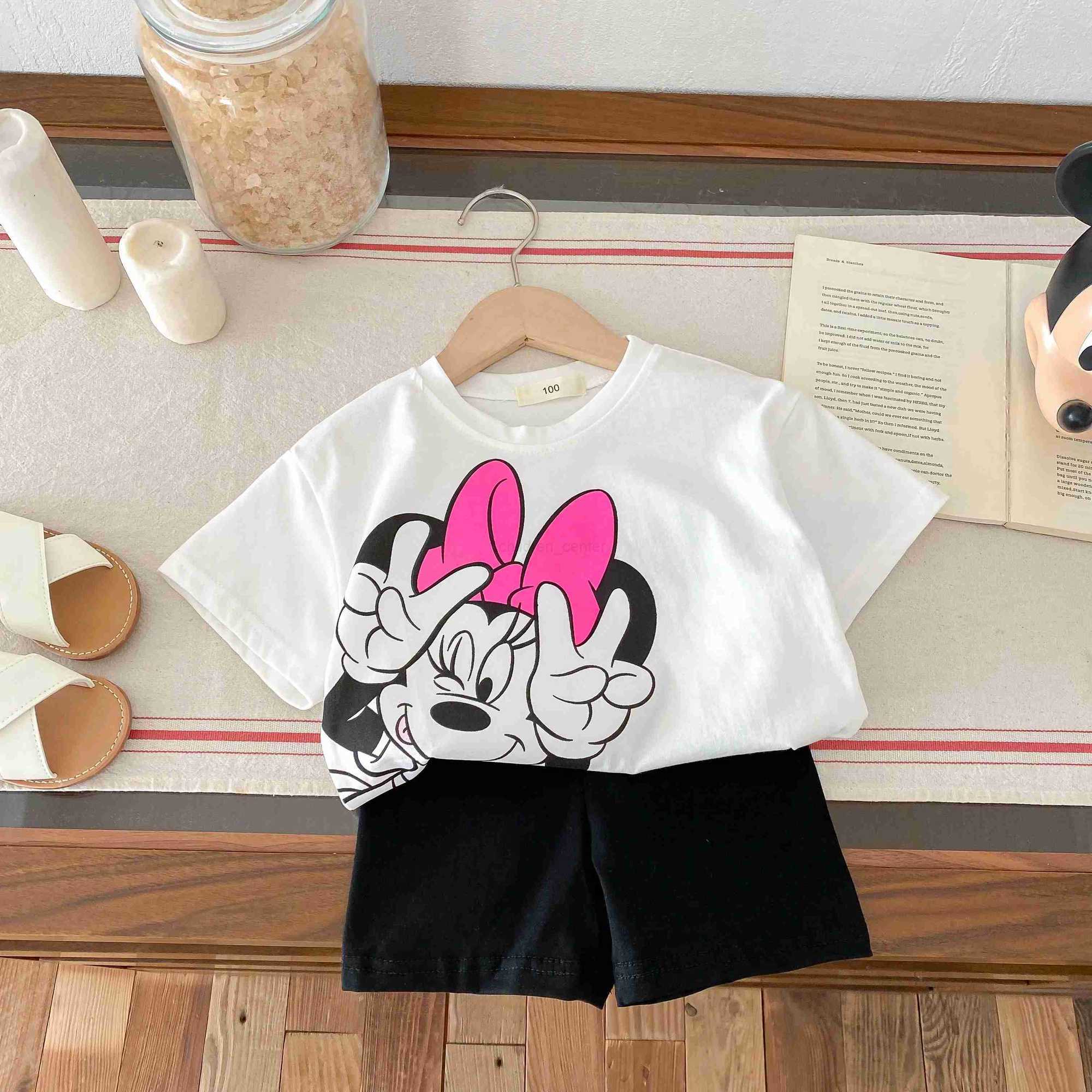 Disney Summer Minnie Disney printed T-shirt casual fashion set girls baby short sleeved sportswear cute Tshirts for kids slim fit set W20250416