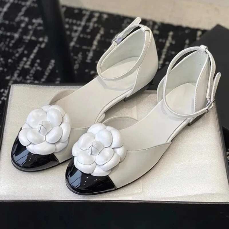 Designer wer Mary Jane Pumps Round Toe Flat Summer Comforts Hollow Brand ral Sandals Women