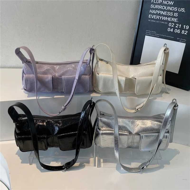 Elegant Leather Messenger Bag For Women Crossbody Shoulder Carry Option Luxury Brand Handbag ClassicW251115