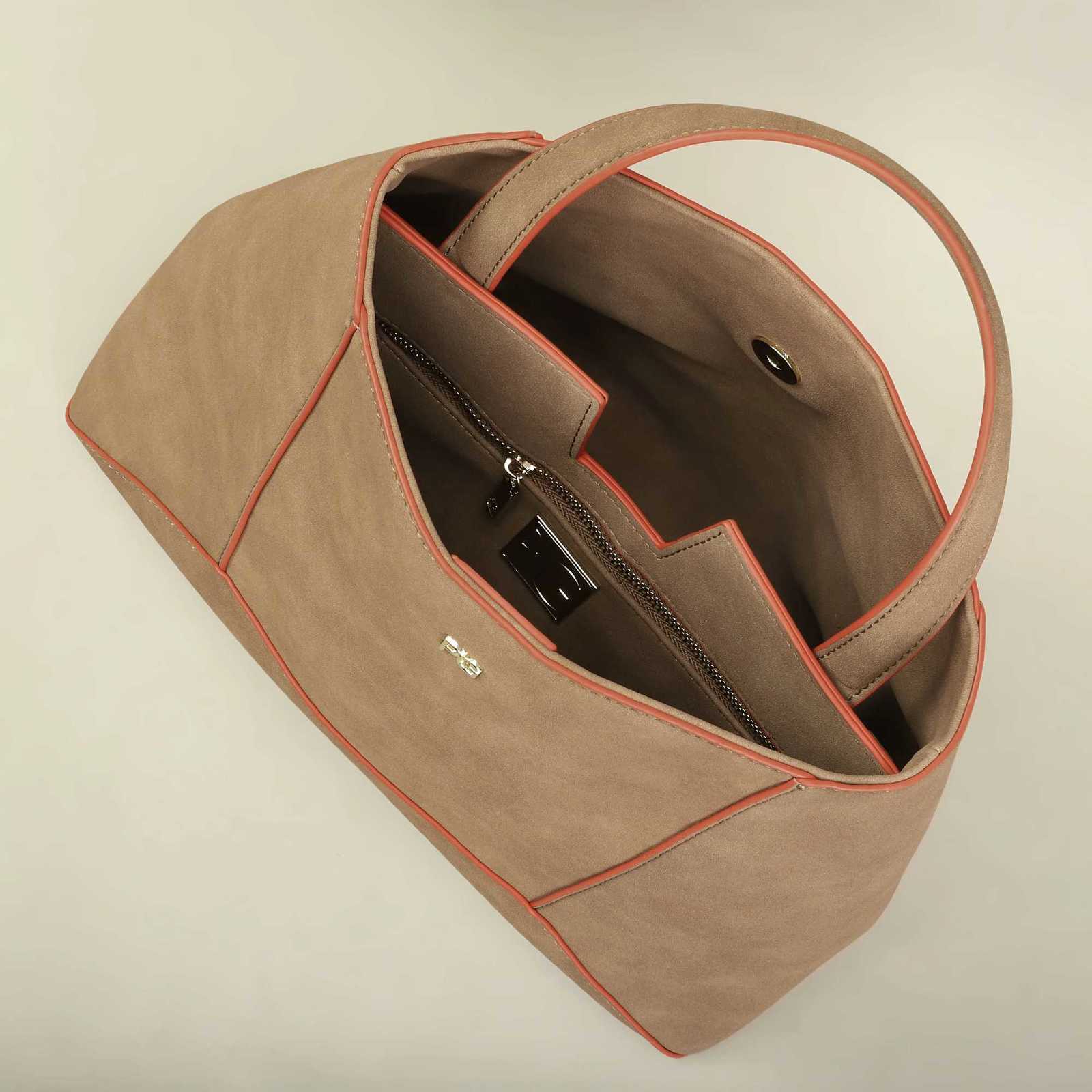 PG Luxury High Capacity Tote Bags for Women 2025 autumn and winter fashion Shoulder Bag Designer Female Casual Shopping HandbagW251115