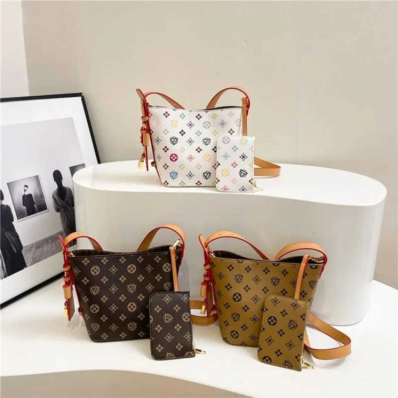 Luxury Brand Women Handbag Leather Tote Bag Classic Elegant Popular Crossbody Messenger For Ladies SpaciousW251115