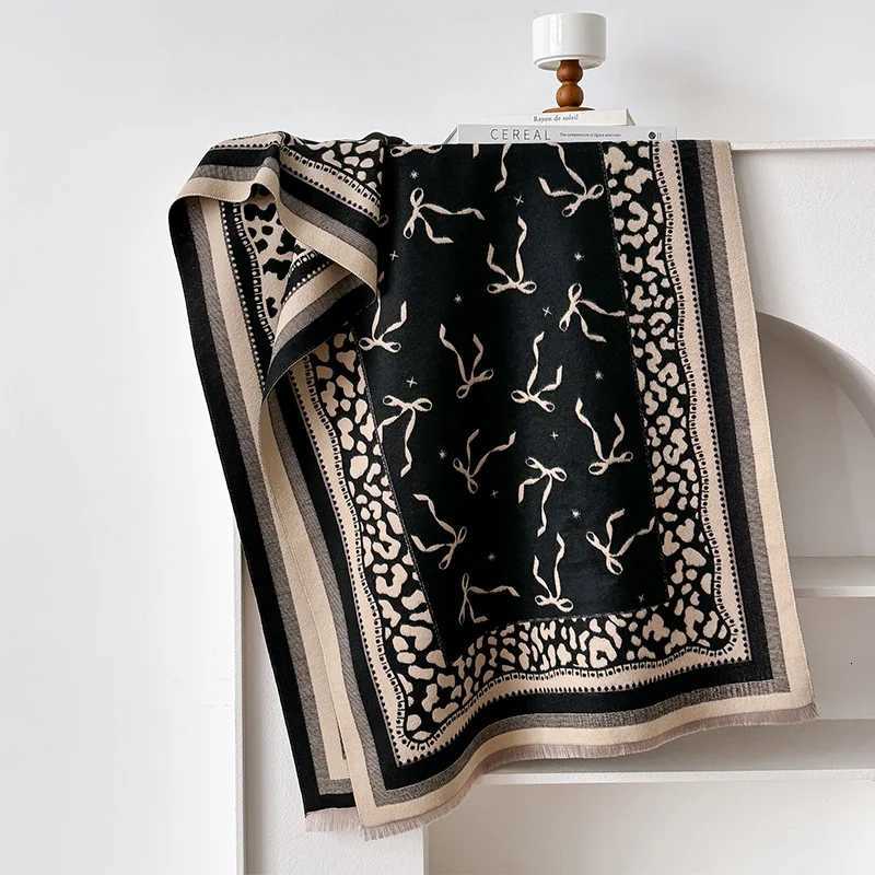 Luxury 2024 Latest Design Winter Two-Sided Jacquard Cashmere Scarves High Quality Women Thicken Wrap Shawl Ladies Wool Pashmina Scarf Y251115