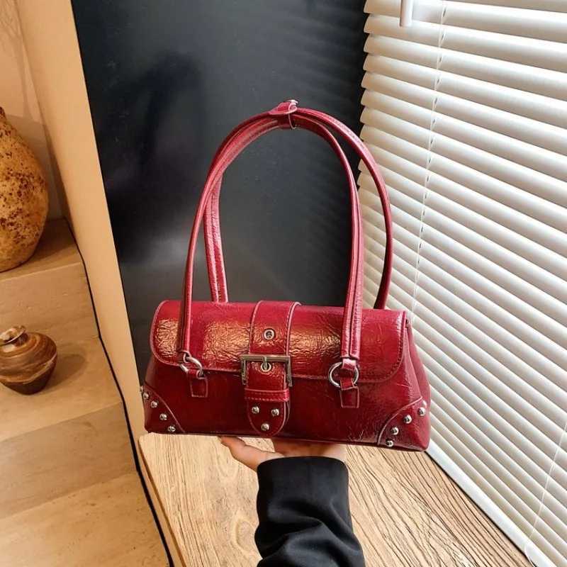 Fashionable Trendy Messenger Bag Large Capacity For Business Women With Leather Vintage Design AndW251115