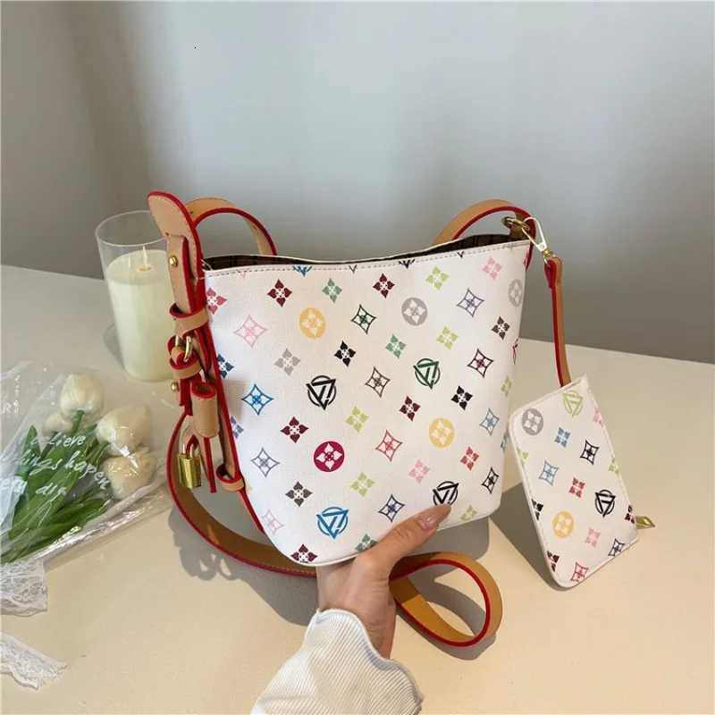 Luxury Brand Women Handbag Leather Tote Bag Classic Elegant Popular Crossbody Messenger For Ladies SpaciousW251115