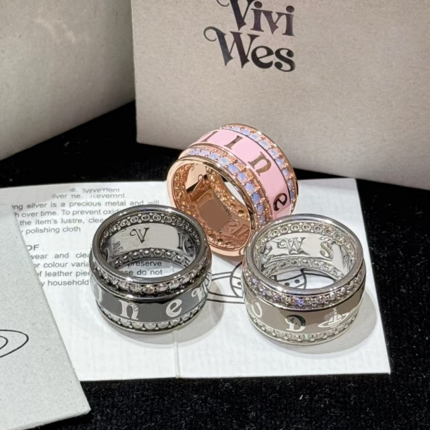 Luxury designer ring Double-layered zircon letter ring set with full diamonds Shiny and noble couple rings Brand jewelry ring Gold silver enamel rings for men women