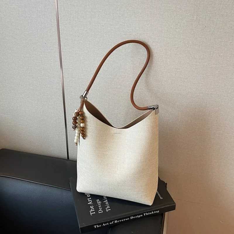 Modern-elegant 2025 New Ladies Luxury Brand Leather Tote Bag Famous Designer Casual Popular ElegantW251115